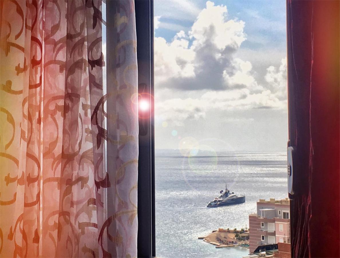 Luxury Holiday In Royal Apartment For King And Queen Sarandë エクステリア 写真