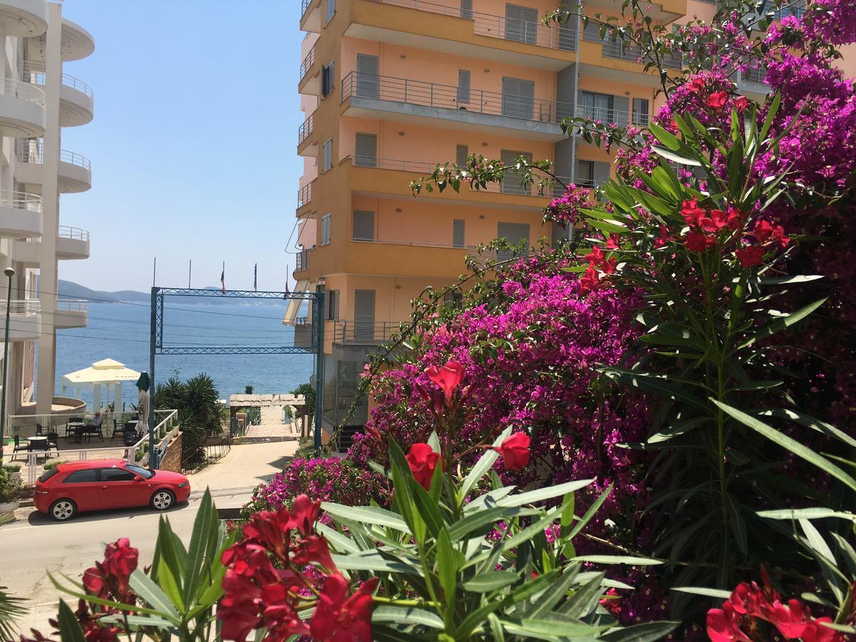 Luxury Holiday In Royal Apartment For King And Queen Sarandë エクステリア 写真
